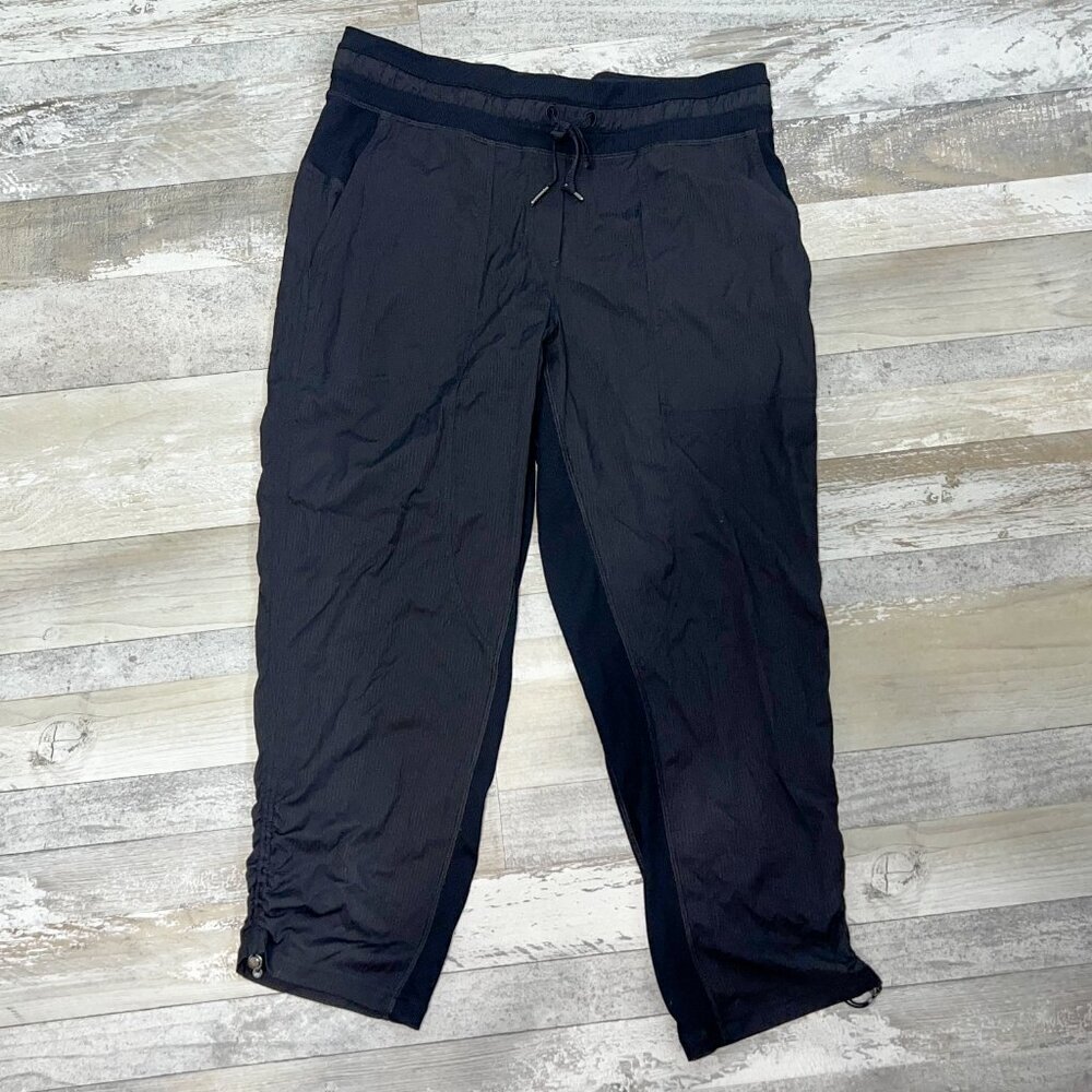 Lululemon Women's Dance Studio Mid-Rise Crop 25" Black Size 10 - Picture 4 of 9